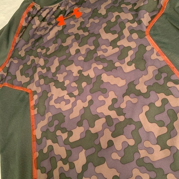 COPY - Under Armour Camo Tech Fitted Shirt YXL XL… - Picture 3 of 5